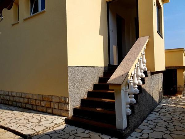 Ara-Mazic Apartment Baska  Bagian luar foto