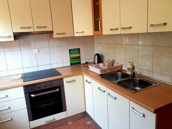 Ara-Mazic Apartment Baska  Bagian luar foto