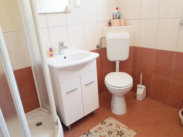 Ara-Mazic Apartment Baska  Bagian luar foto